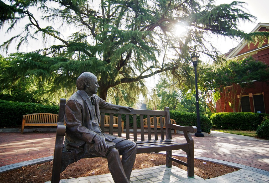 Statue of Jesse Mercer